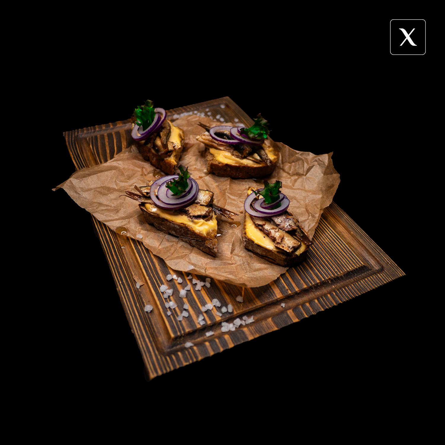 Брускетты со шпротами