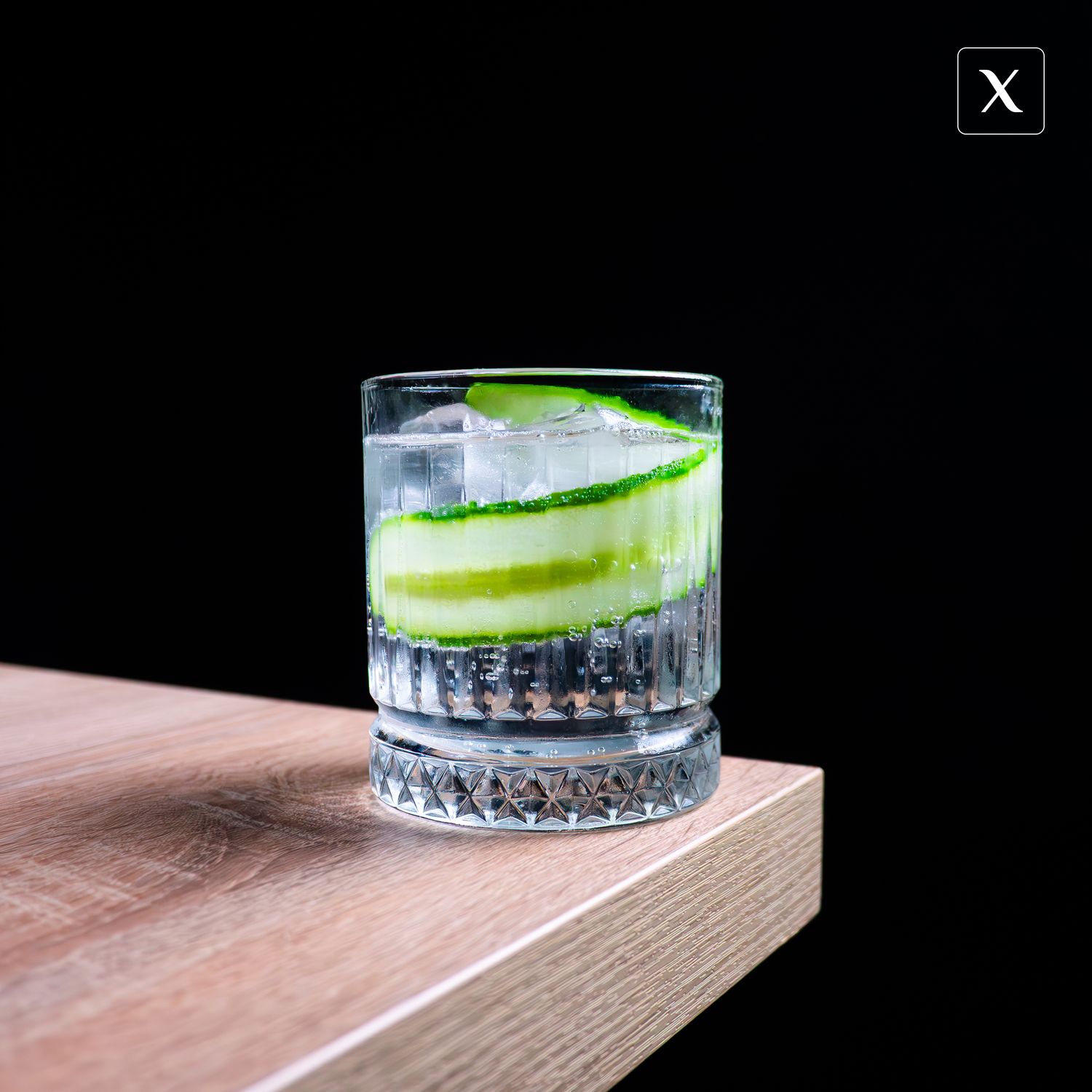 Коктейль алкогольный джин тоник