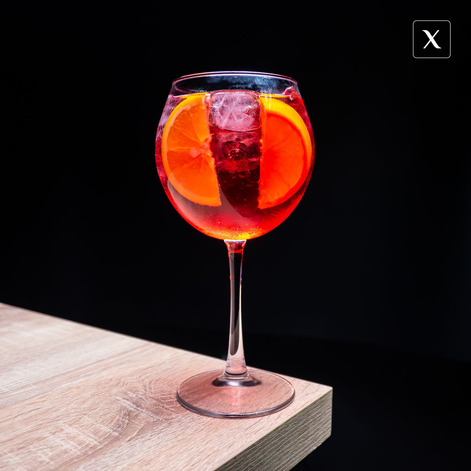 Коктейль алкогольный фиеро тоник