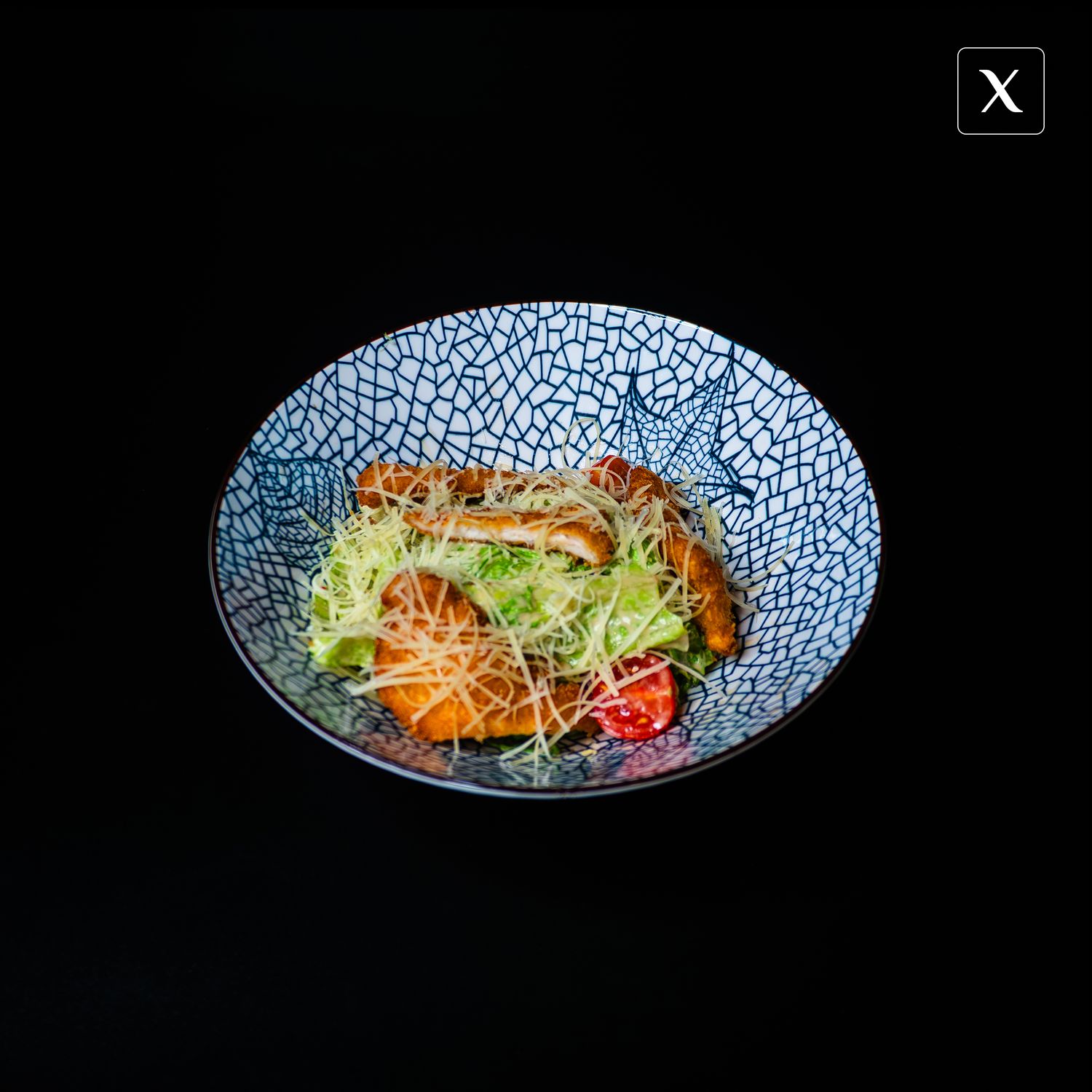 Салат цезарь со стрипсами